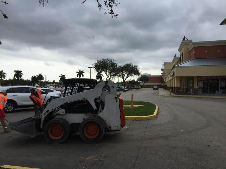 Heavy Equipment Services Miami